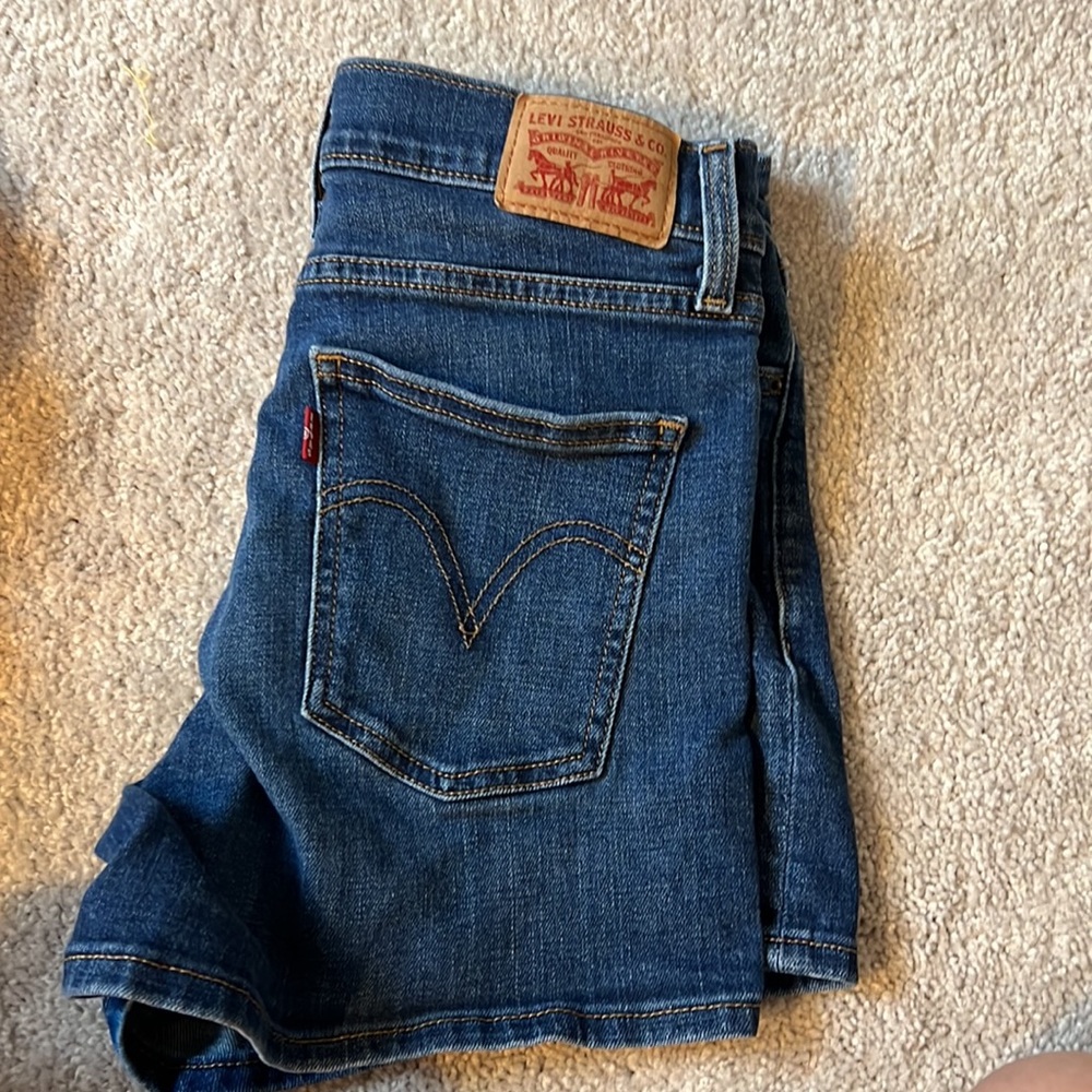 Levi jean shorts